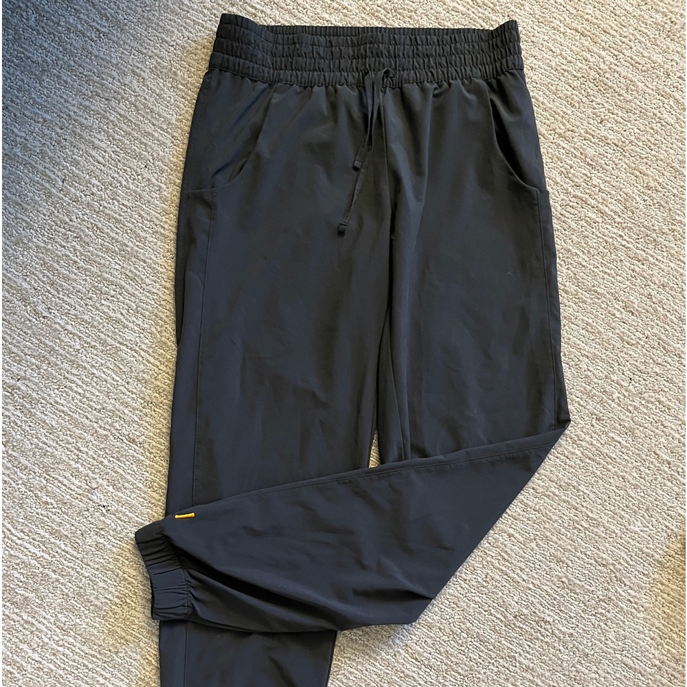 Lucy brand joggers, very lightweight size xs Part of the Lucy ‘Body’ collection